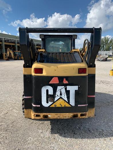 Used 2005 CATERPILLAR 262B