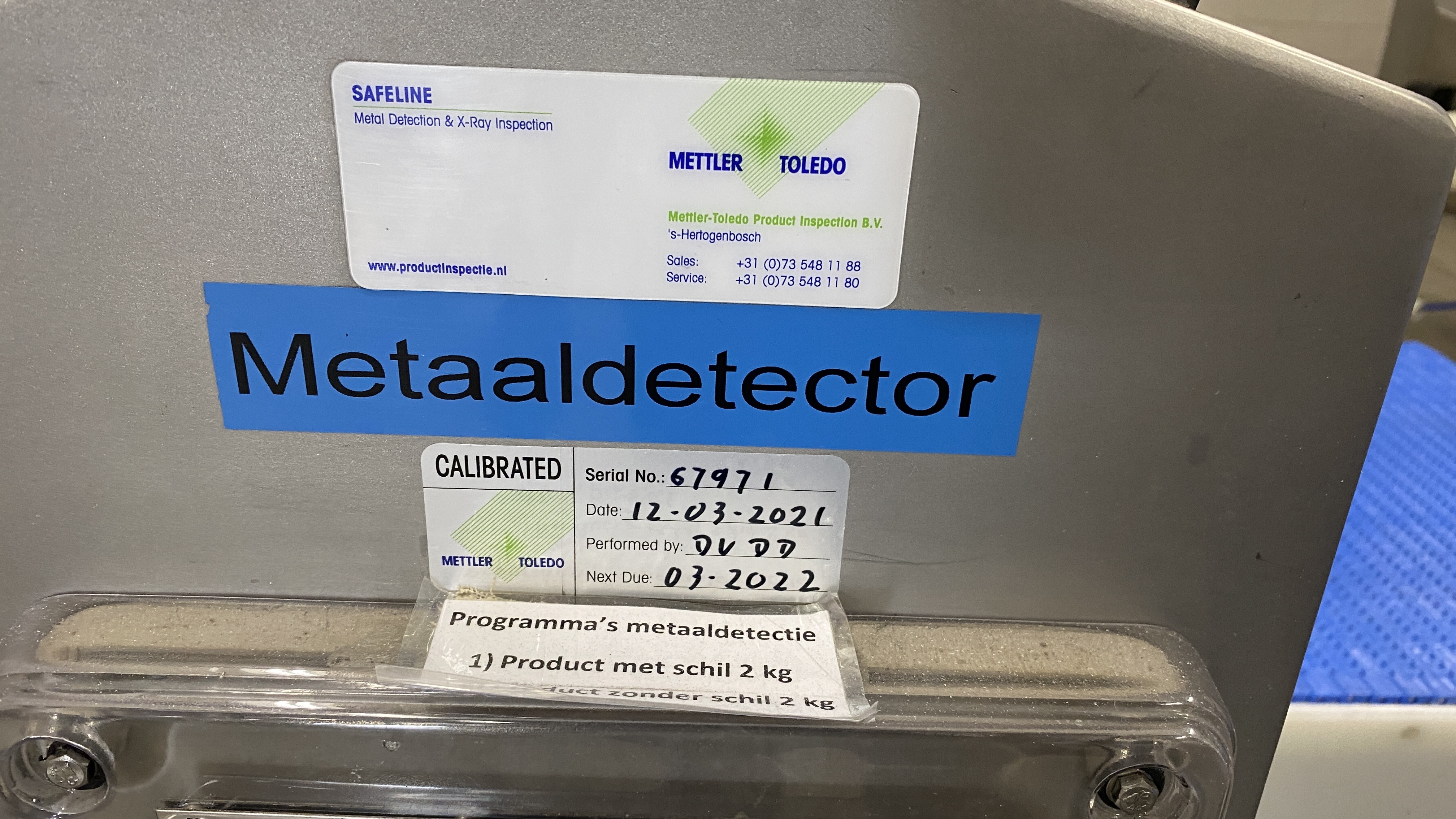 Used Safeline metaldetector for bulk