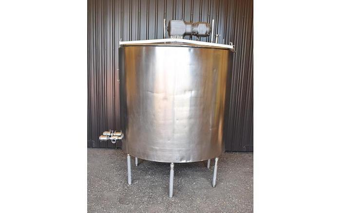 USED 1000 GALLON JACKETED TANK, STAINLESS STEEL, WITH MIXER