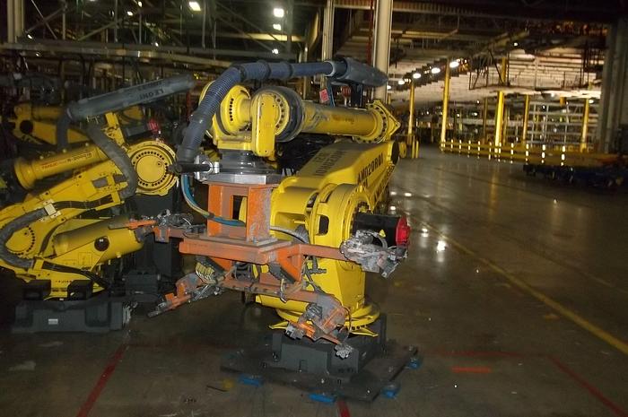 Used FANUC ROBOT LIQUIDATION SALE M900iA/260L ROBOTS WITH R30iA CONTROLLERS (30) LOW HOUR UNITS IN THIS GROUP