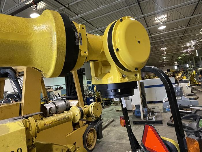 Used 2016 FANUC R2000125iC/125L