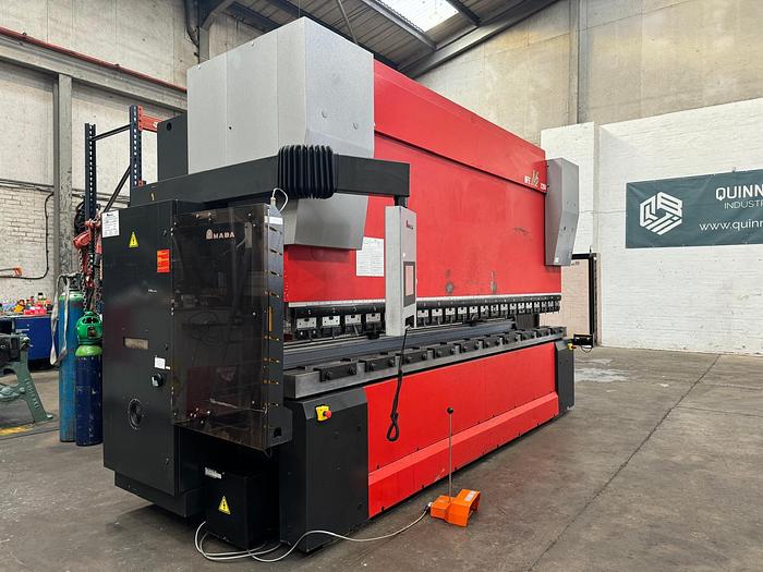 Used 2011 Amada HFE M2 2204 8 Axes Hydraulic Press Brake