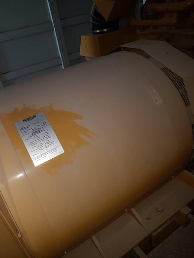 Caterpillar 3512B Unused generator in Mute Container.