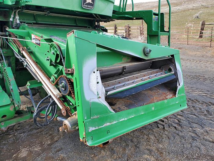 Used ** Auction ** 1996 John Deere 9500 SideHill Combine w/ 25' Header