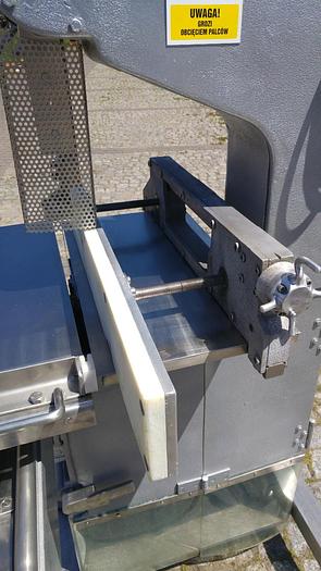 Used Piła z ruchomym stołem