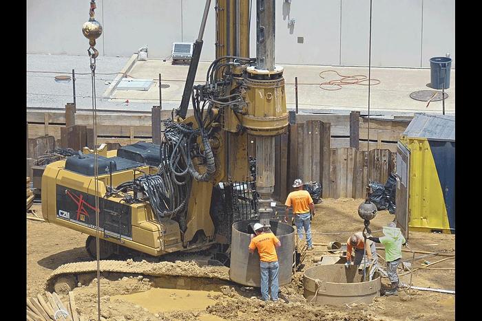 Used CZM EK200HP SAV0073 (2016)