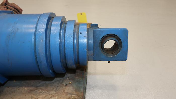 Used Hydraulic Cylinder For Truck Dump #44504