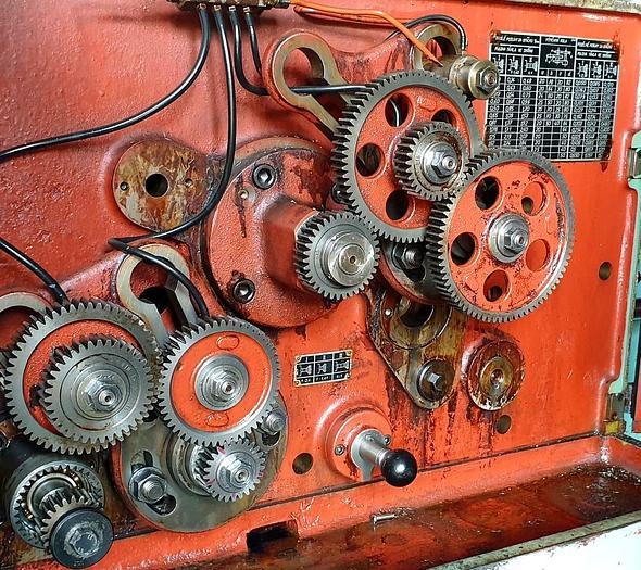 Used Tos FO10 Gear Hobbing Machine