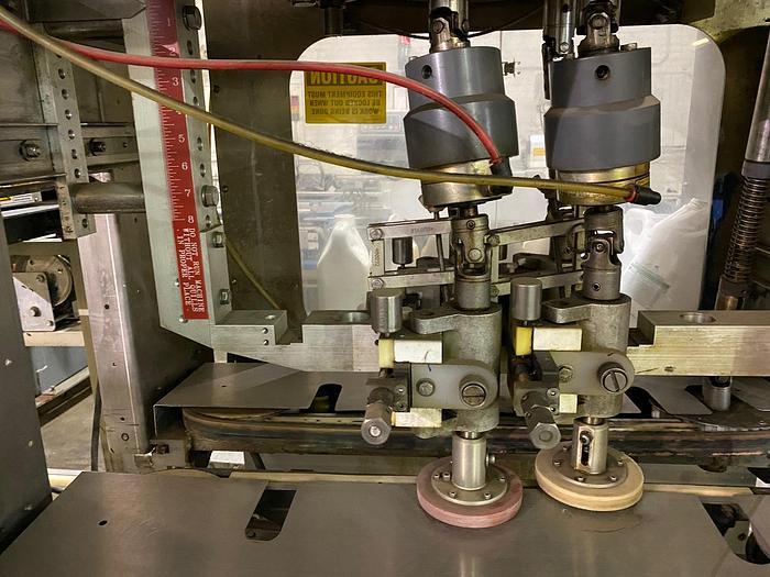 Used Packwest Auto 80 4 quill cap torquer Auto 80