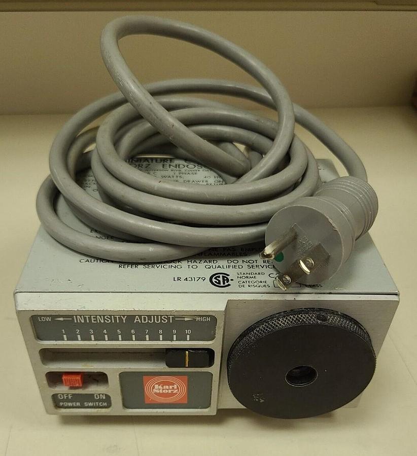 Used Storz 481C Mini Cold Light Source with 90 day warranty