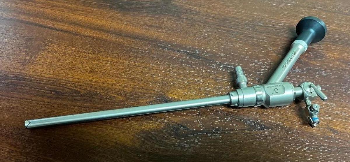 Used Smith & Nephew 7209208 0º Hysteroscope, Autoclavable -Exc. Working Condition