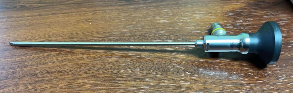 Used Linvatec T2970 2.9 mm x 70° Autoclavable Arthroscope - exc working condition