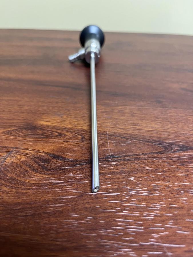 Used Dyonics 3622 Arthroscope, 4mm x 30°- Excellent Working Condition with Warranty
