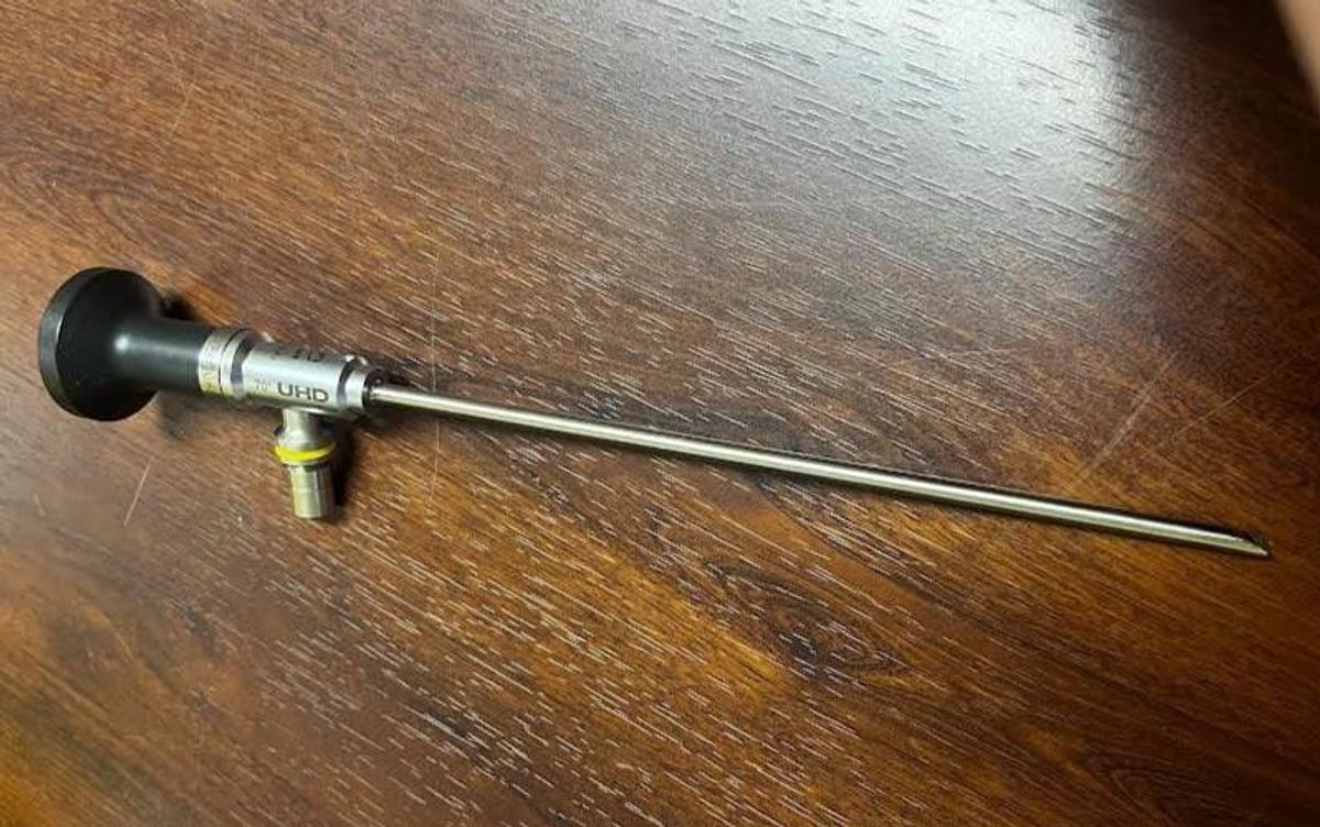 Used ConMed UHD4700 4.0 mm x 70° HD Arthroscope Autoclavable EXC. WORKING CONDITION