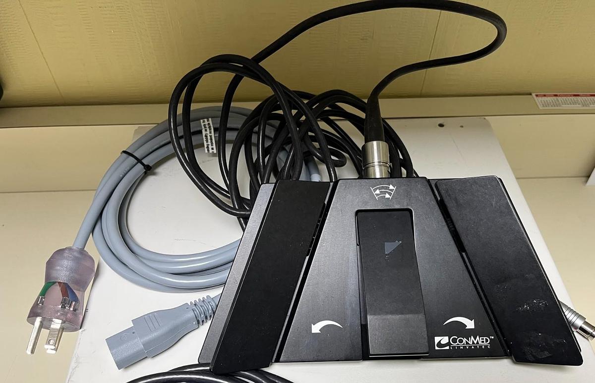 Used ConMed D4000 Console w/Footswitch & D9924 Turbo Shaver- Exc. Working Condition