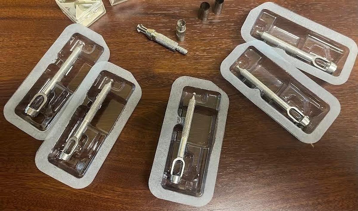 Used Weck Corneal Trephine 16PC Set is in Excellent Working Condition- New and Used