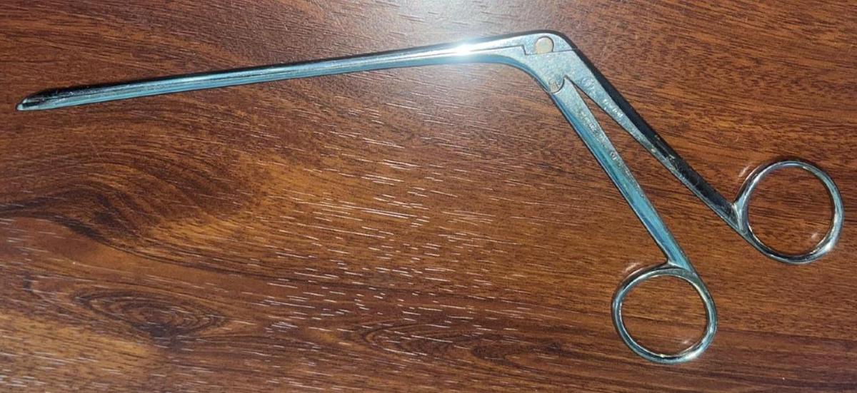 Used Lawton Cervical Biopsy Forceps 3.5mm x 8mm Cup - Excellent Working Condition.