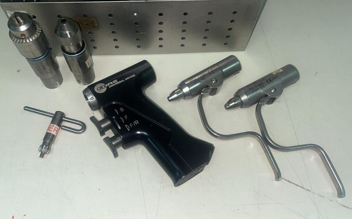 Used Stryker Core 5400-99 Universal Driver Set excellent working condition