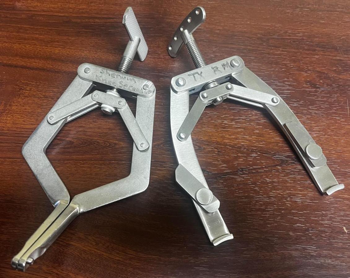 Used Sherwin Knee Retractor, Stainless Steel Set of 2 -- Excellent Working Condition