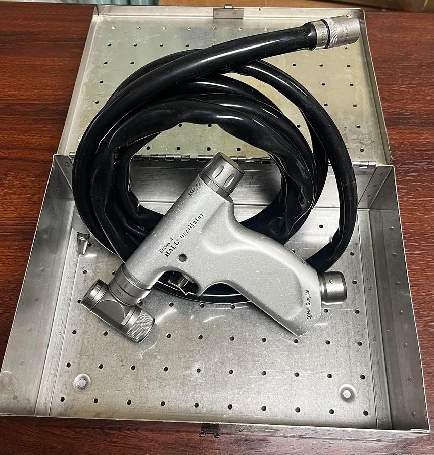 Used Hall 5067-02 Oscillator Saw w/Hose in excellent working condition- Warranty