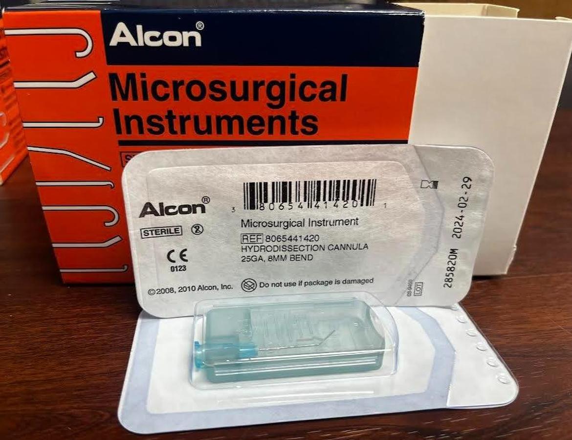 Used Alcon 8065441420 Hydrodissection Cannula 25GA, 8mm Bend ---Box of 6--- NEW