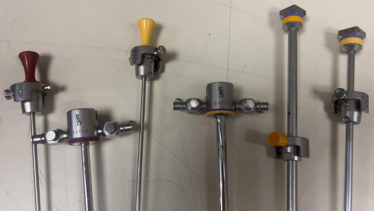 Used ACMI M3-30A Gold & M3-70A Gold autoclavable Set 18PC w/Case-Excellent condition.