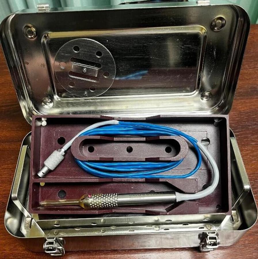 Used Alcon Grieshaber Surgical Cutter Handpieces 625.12 w/Case -NOT TESTED-SOLD AS IS