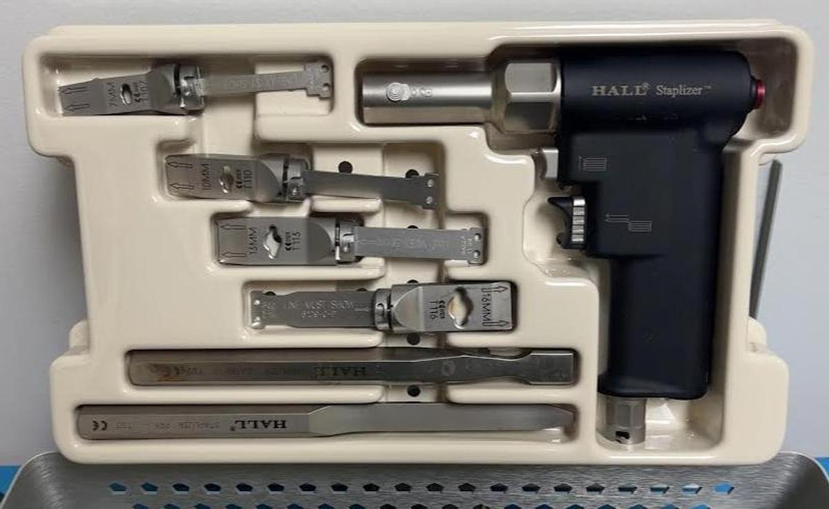 Used Hall 3M Stapilizer T100 17 Piece Set With Case -Excellent Working Condition