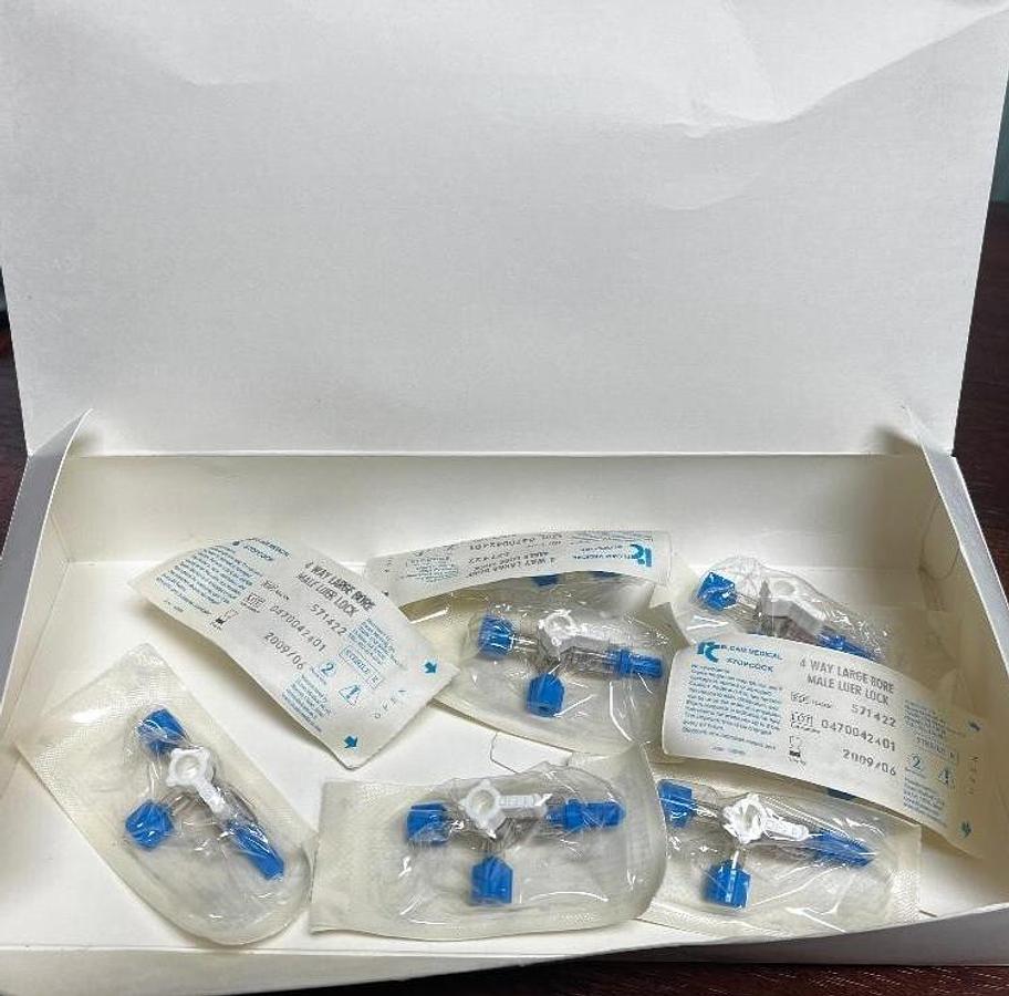 Used Elcam Medical 571422--7PC High Flow Stopcock 4Way LG. Bore Male Luer Lock - New