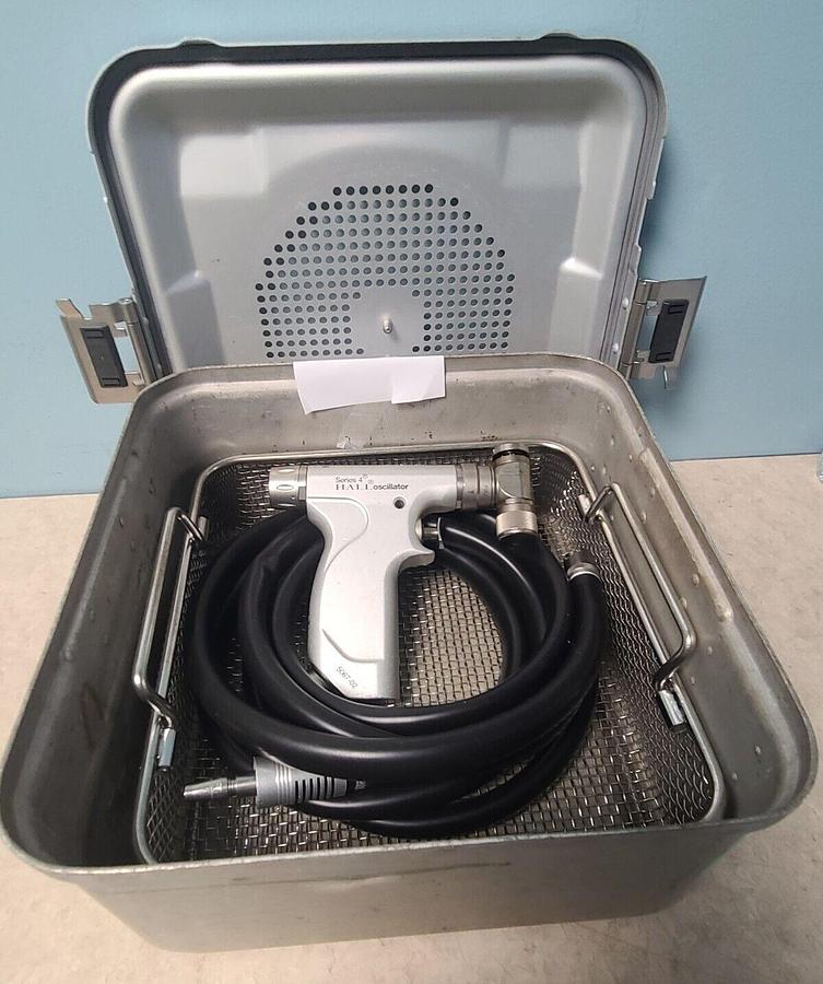 Used Hall 5067-02 Osc saw with hose & case in excellent working condition- warranty