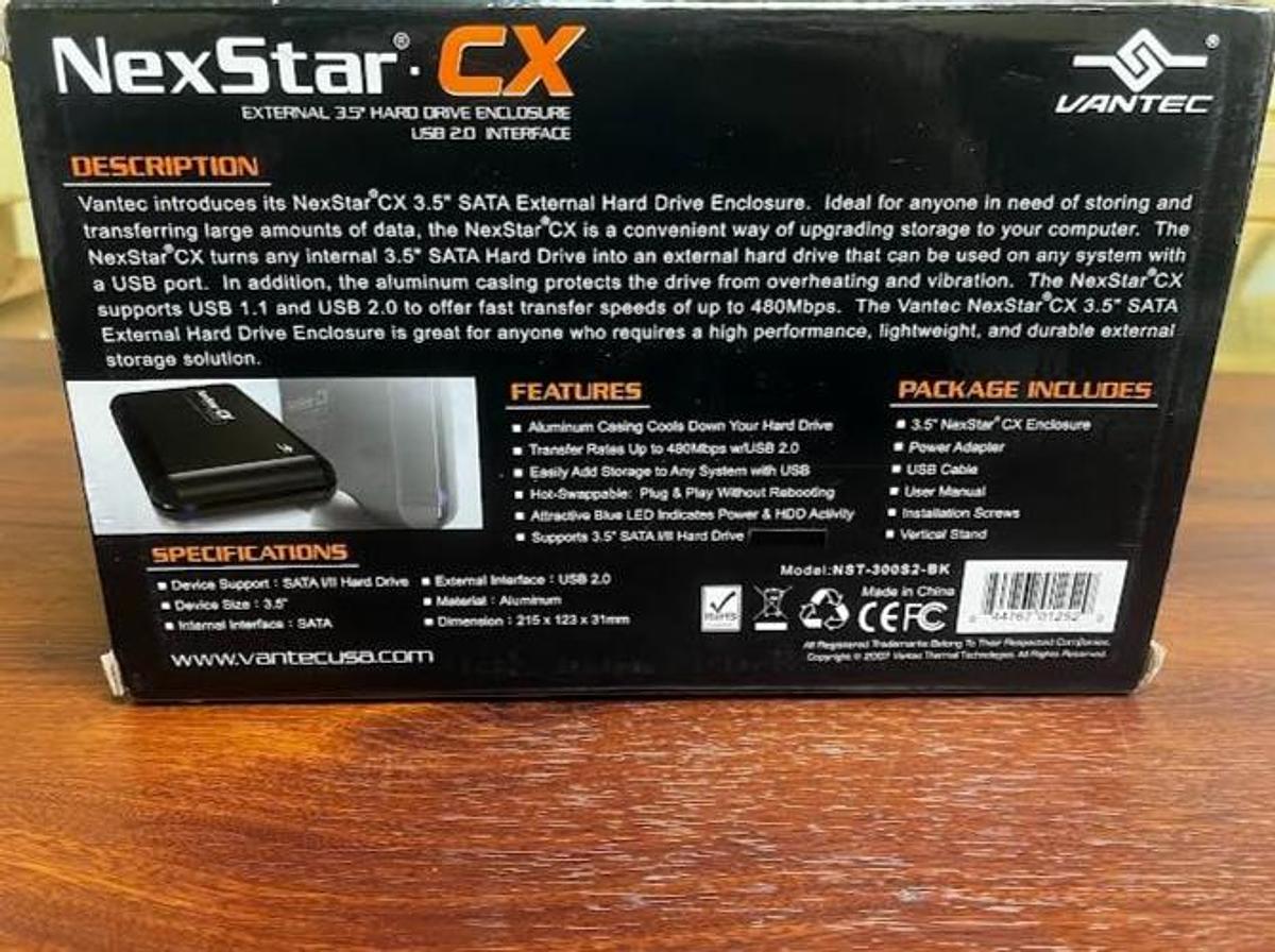 Used NexStar (Vantec) 3.5 Hard Drive Enclosure USB 2.0 Interface --Never Used --NEW