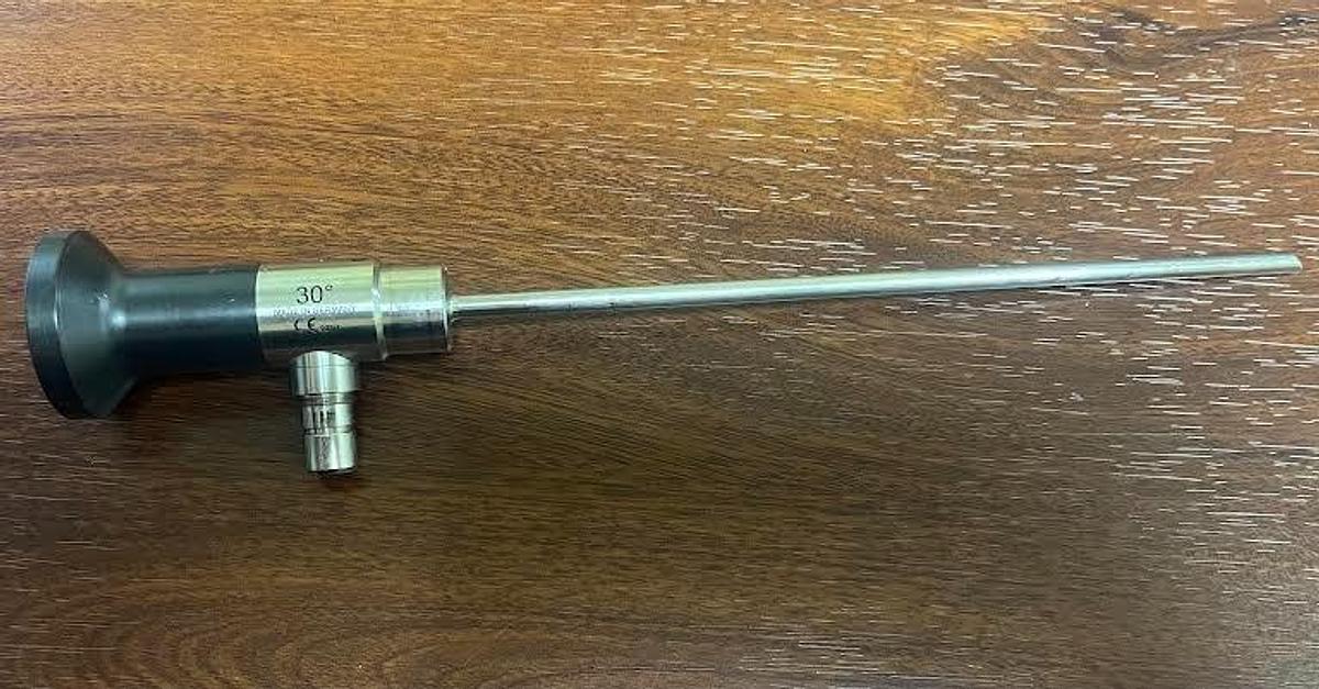Used Smith & Nephew 72205154 4K 4.0 mm x 30º Arthroscope Excellent Working condition