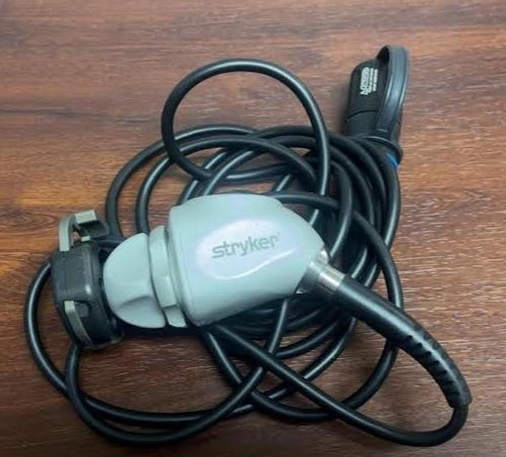 Used Stryker 1488-210-105 Camera Head with Coupler in excellent working condition
