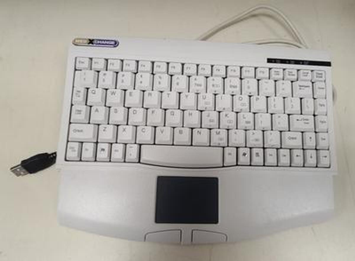 Used MEDXCHANGE DRS07 MINI TOUCHPAD USB KEYBOARD in excellent condition