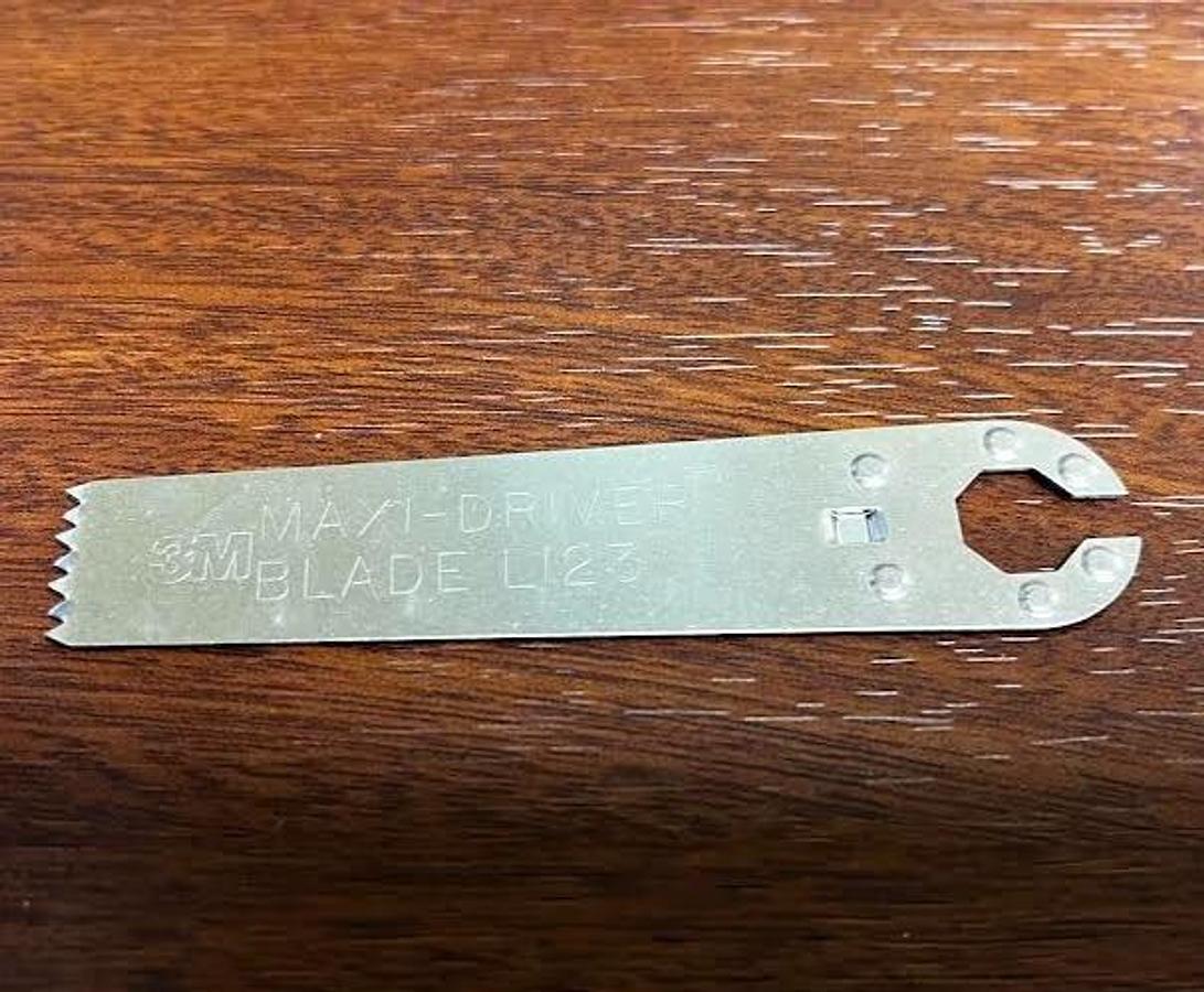 Used 3M Hall/ConMed Maxi Driver L123 Blade Sagittal/Sawblade- Excellent Condition