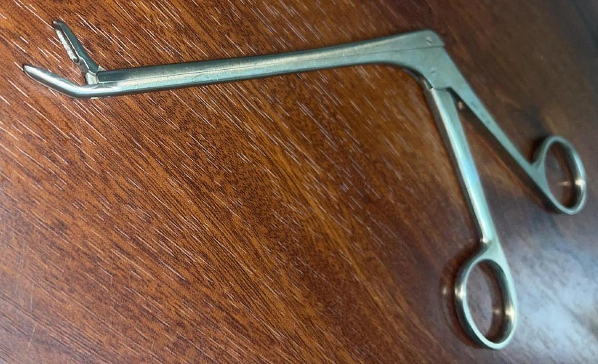 Used Jarit 280-421 Spurling Pituitary Rongeurs 5" Up - Excellent Working Condition.