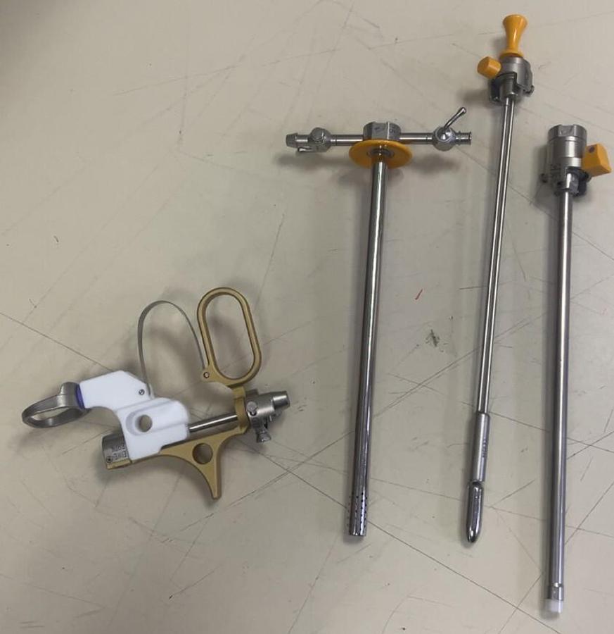 Used ACMI M3-30A Gold & M3-70A Gold autoclavable Set 18PC w/Case-Excellent condition.