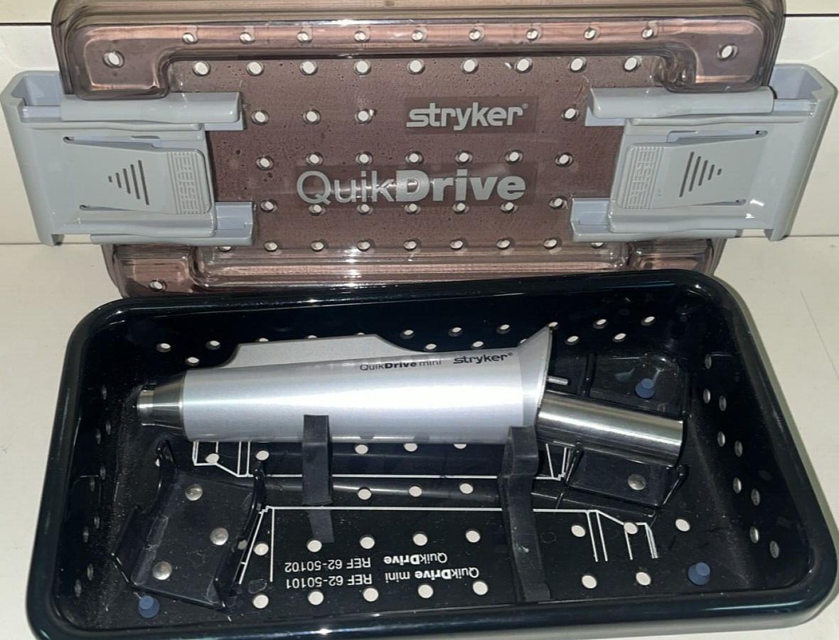 Used Stryker Quick Drive mini 62-50101 w/Case in excellent working condition