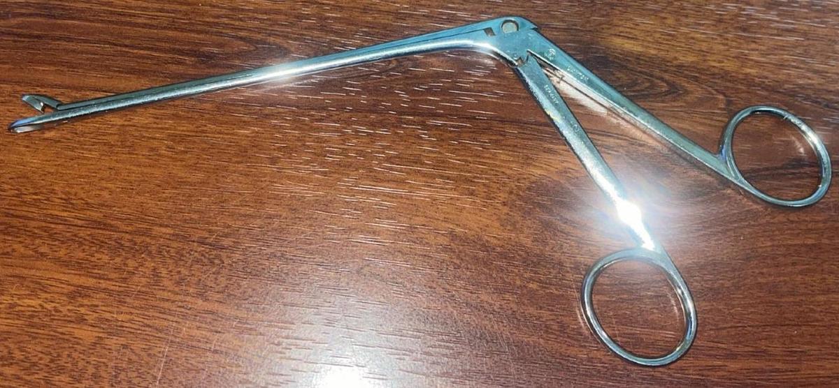 Used Lawton Cervical Biopsy Forceps 3.5mm x 8mm Cup - Excellent Working Condition.