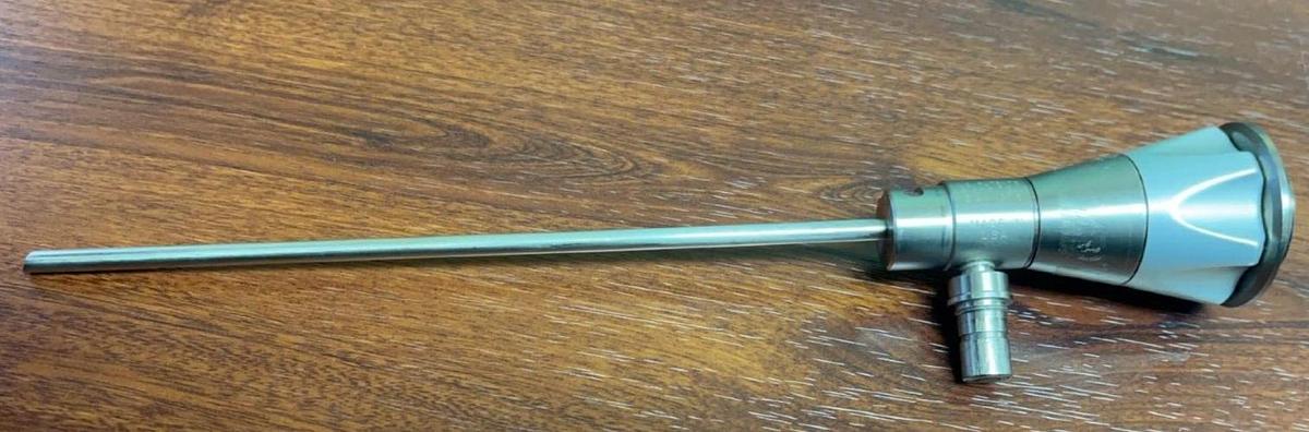 Used Dyonics 7205922 Video Arthroscope 4mm 30 Degrees -Exc. Working Condition