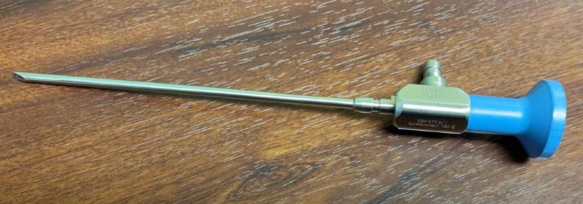 Used Stryker 502-477-071 4mm x 70° Autoclavable Arthroscope- Exc. Working condition