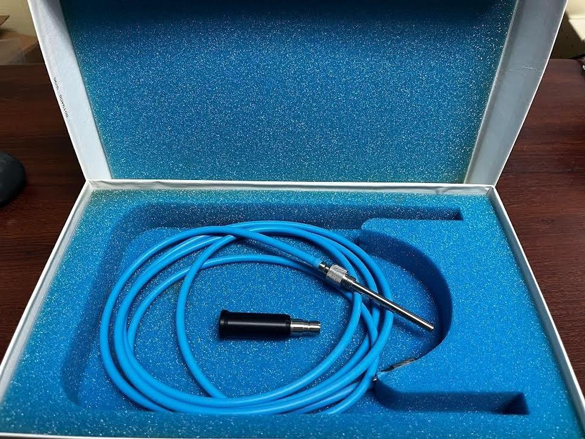 Used Dyonics 3004 Fiber Optic Light Cable& 2147 Light Adaptor -Exc. Working Condition
