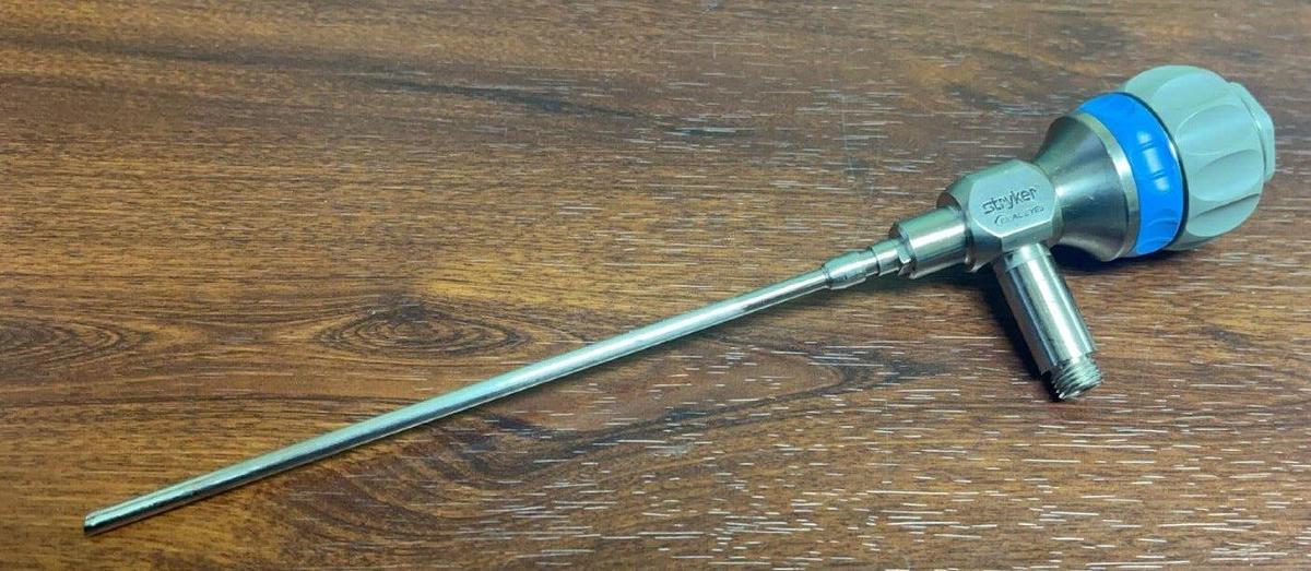 Used Stryker 502-904-030 4mm x 30° Arthroscope in excellent working condition