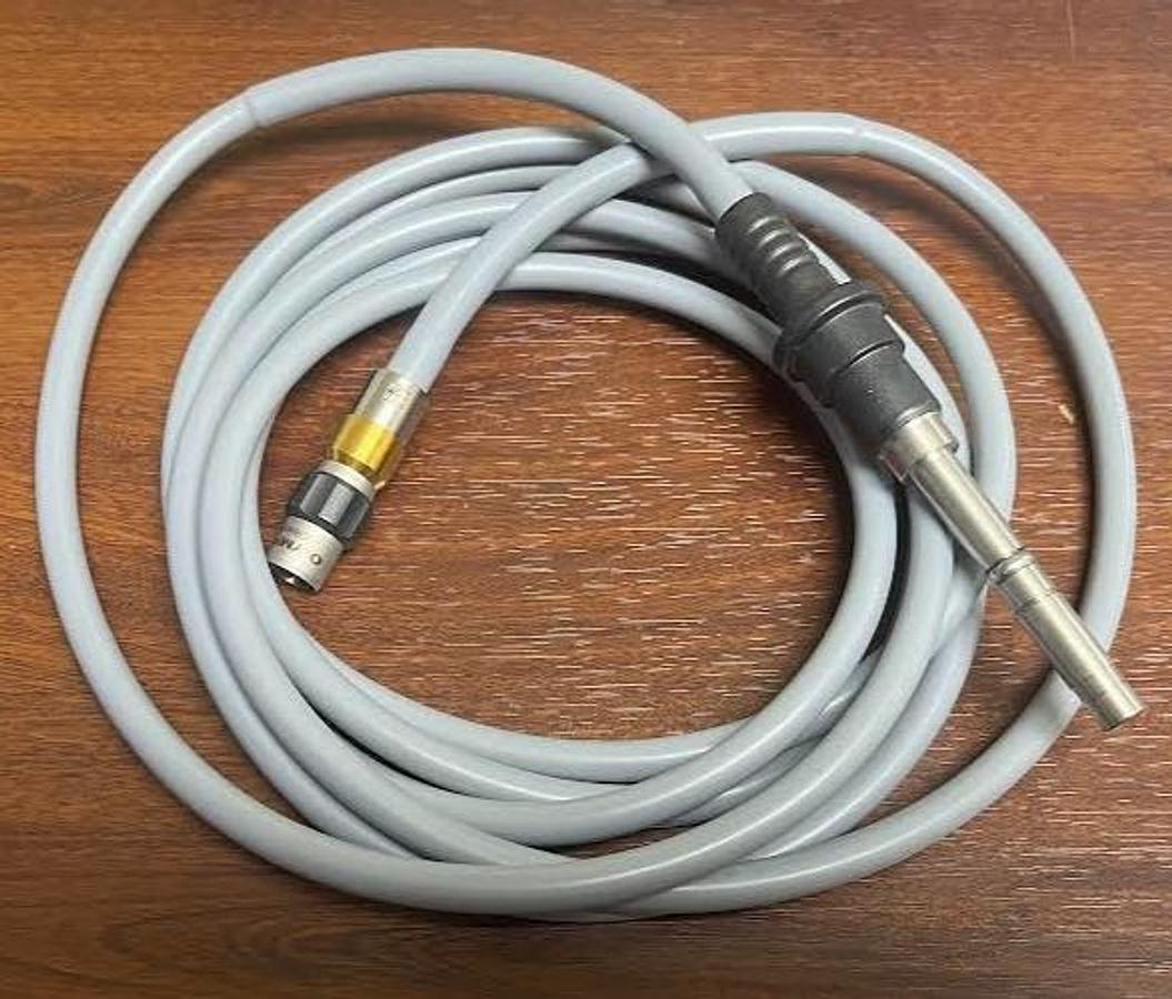 Used Olympus WA03300A Fiber Optic Light Cable-Excellent Working Condition