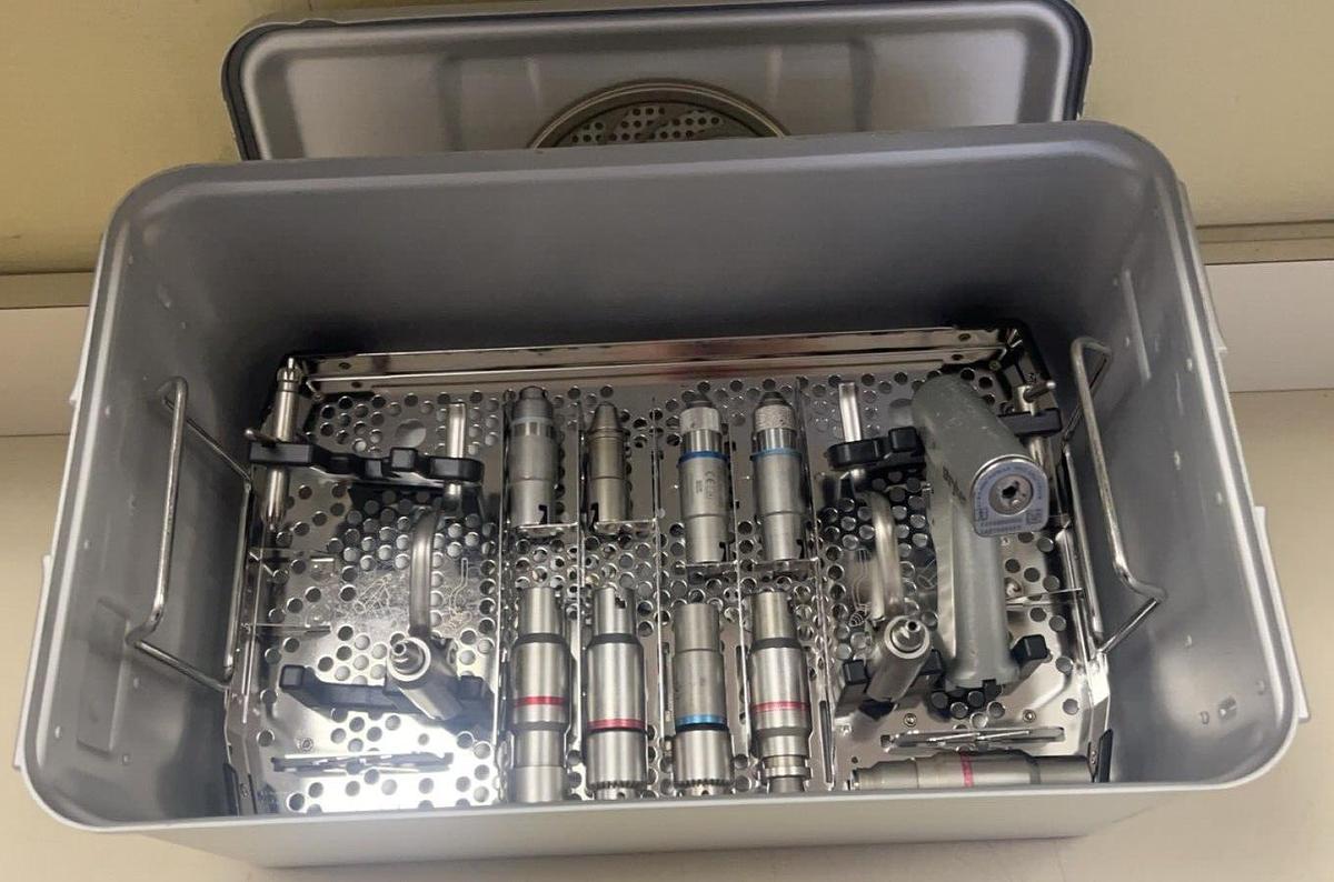 Used Stryker CD4 4405-- 14pc Set with Case - in excellent working condition