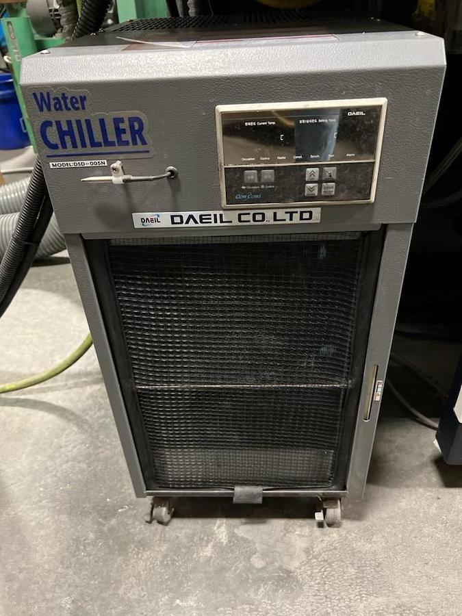 Used 2019 HWACHEON Hi-M G1 CNC Vertical Machining Center For Graphite