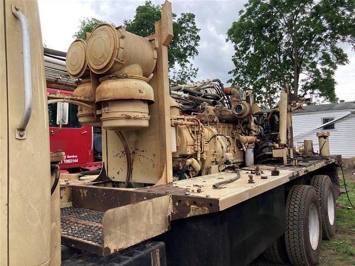 Used 2000 Ingersoll-Rand T3W Drill Rig