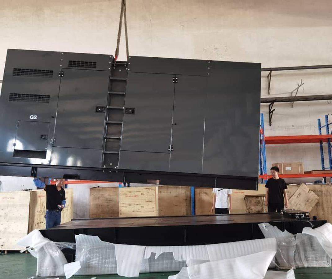 Used Volvo Penta 500kW Tier 2 Diesel Generator Set