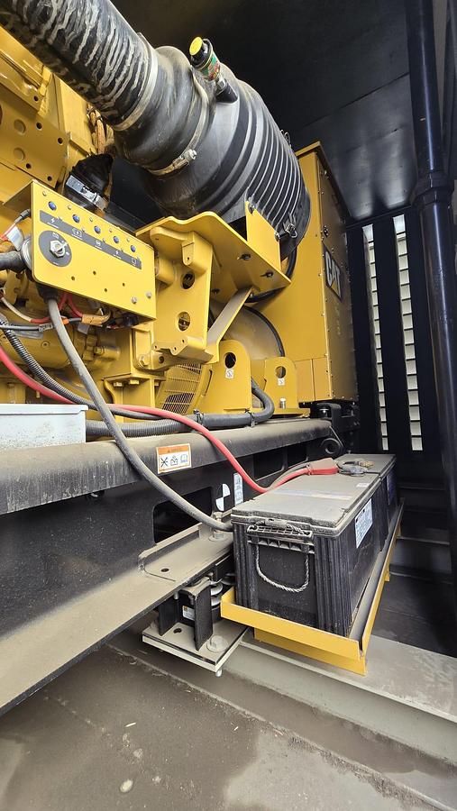 Used 2016 Caterpillar C32 1000kW Tier 2 Diesel Generator Set - LOW HOURS