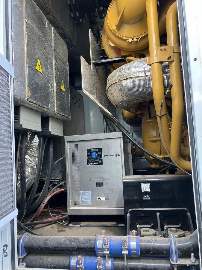 Used 2022 CATERPILLAR G3520